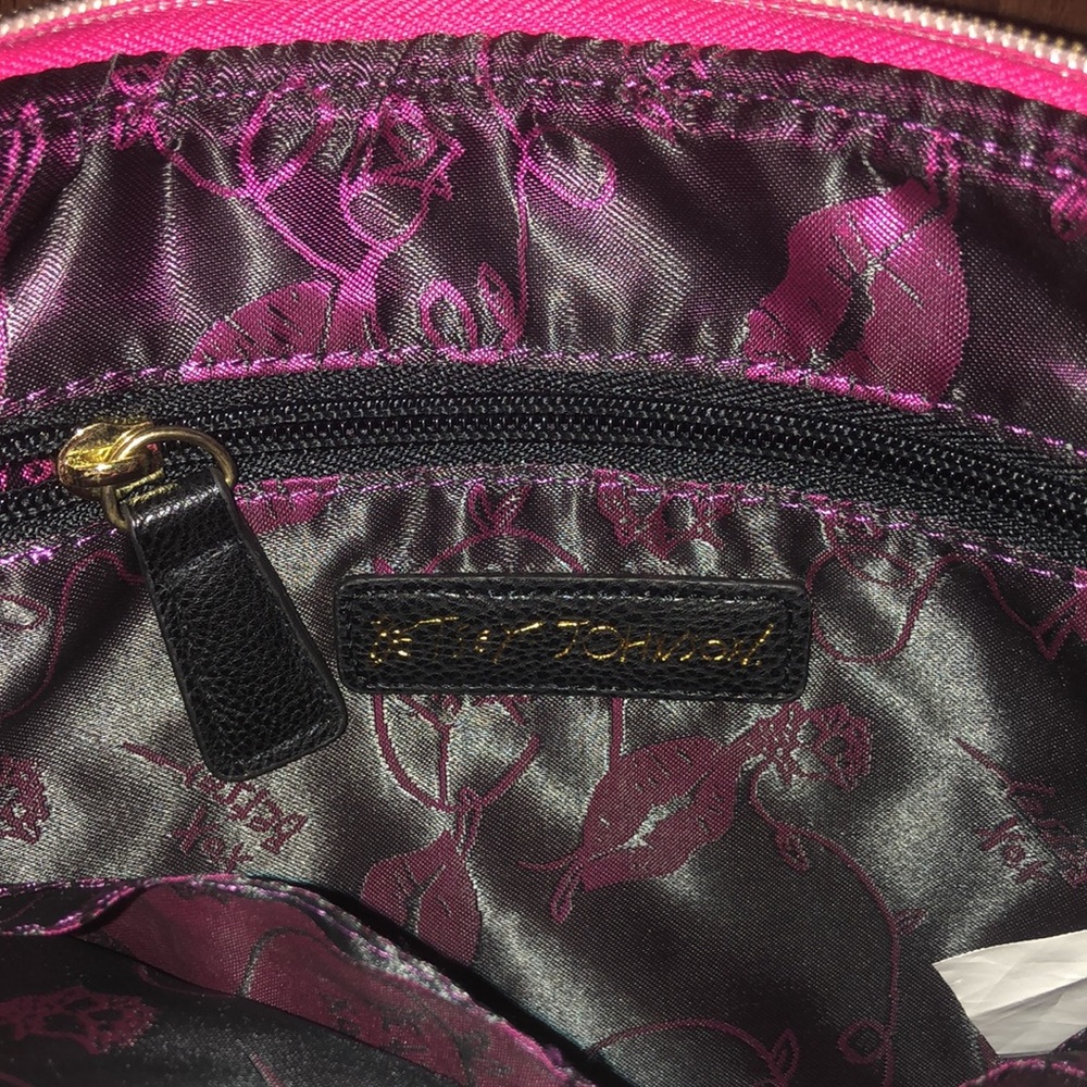 Betsey Johnson Woof Winky Dog Wristlet - Picture 10 of 15